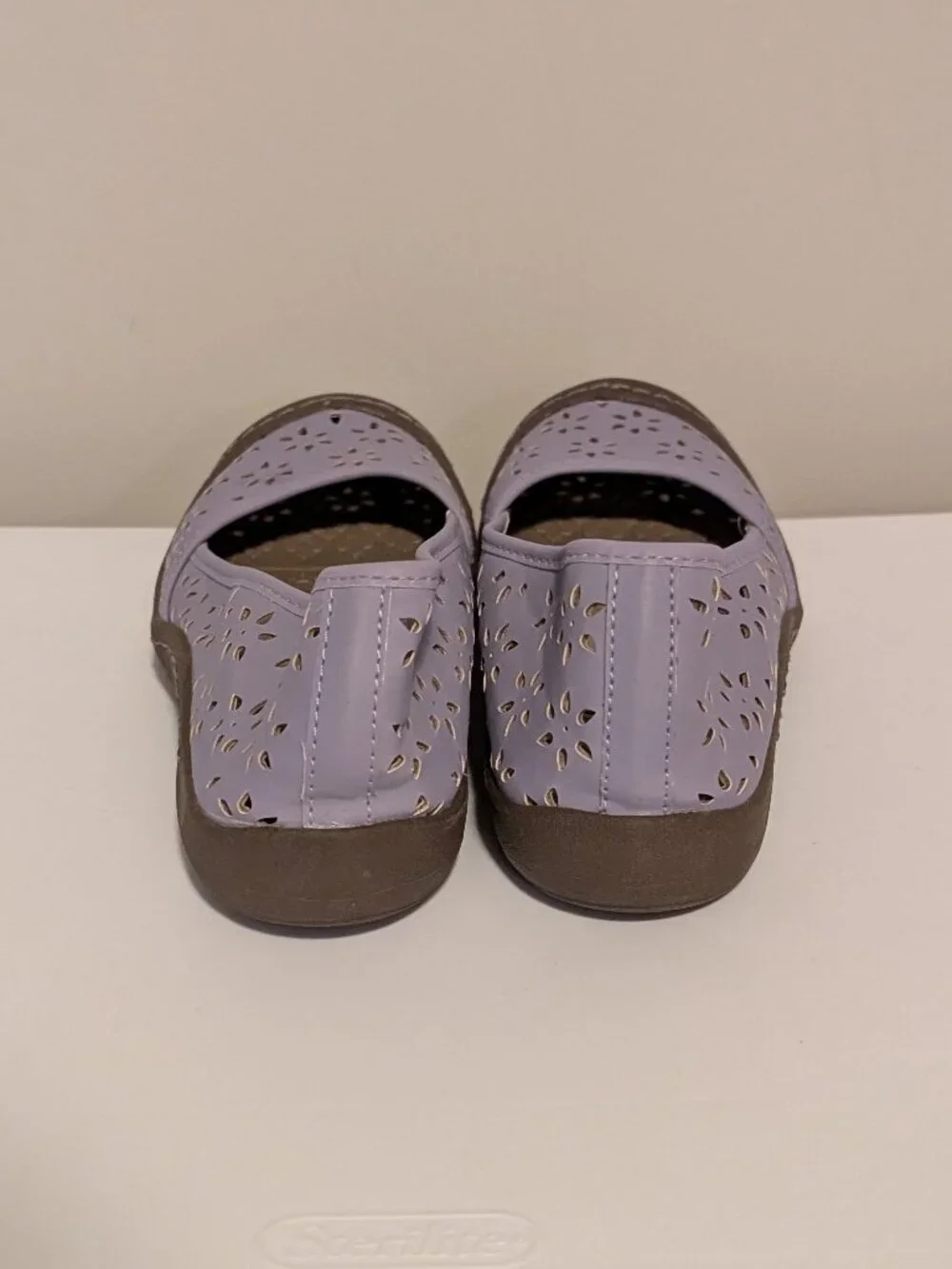 Muk Luks Sandy Slip Ons, Lilac, Size 8